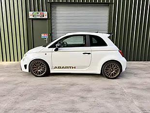 Used 2018 Abarth 595 White - Interior and Exterior details 4