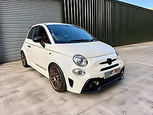 Used 2018 Abarth 595 White - Interior and Exterior details 9
