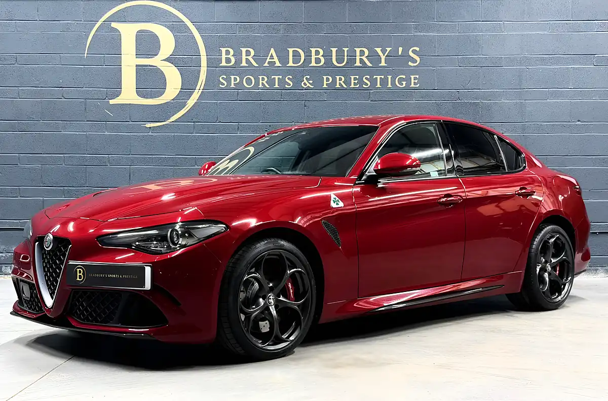 Used 2018 Alfa Romeo Giulia Quadrifoglio Red - Interior and Exterior details 10