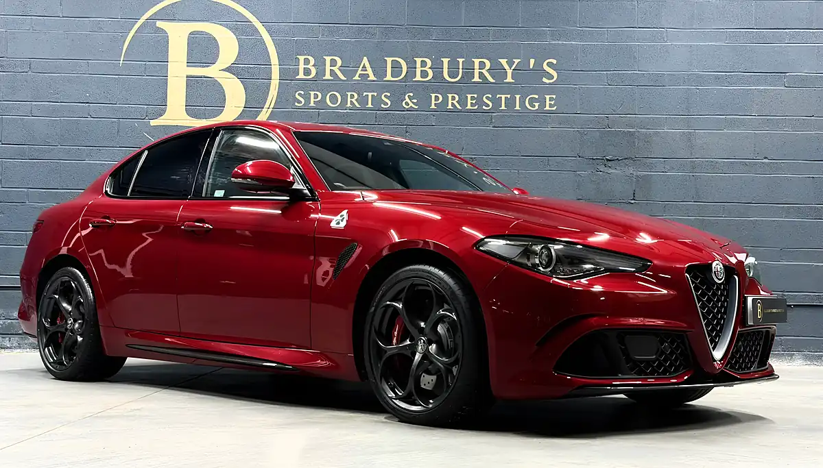 Used 2018 Alfa Romeo Giulia Quadrifoglio Red - Interior and Exterior details 4