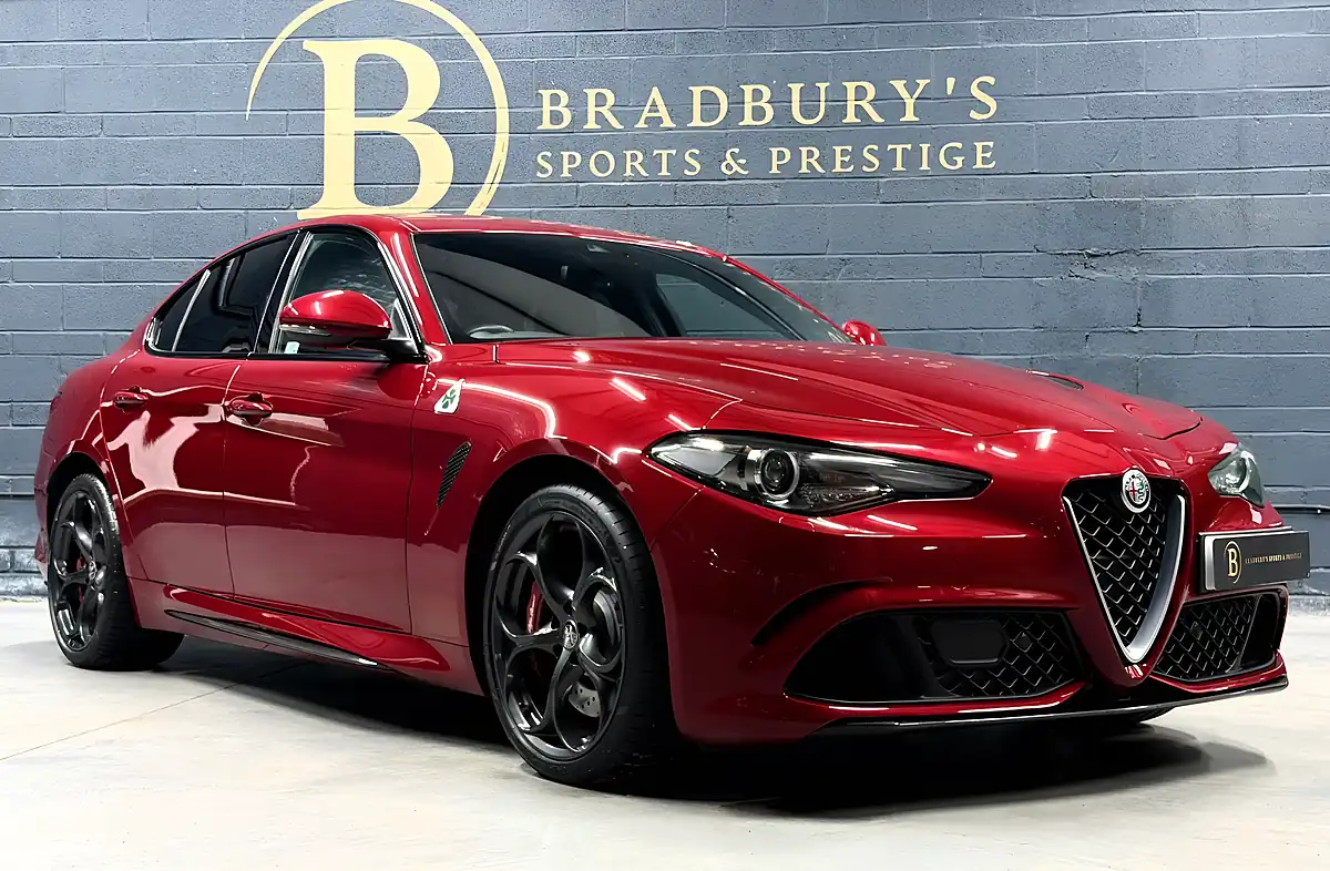 Used 2018 Alfa Romeo Giulia Quadrifoglio Red - Interior and Exterior details 9