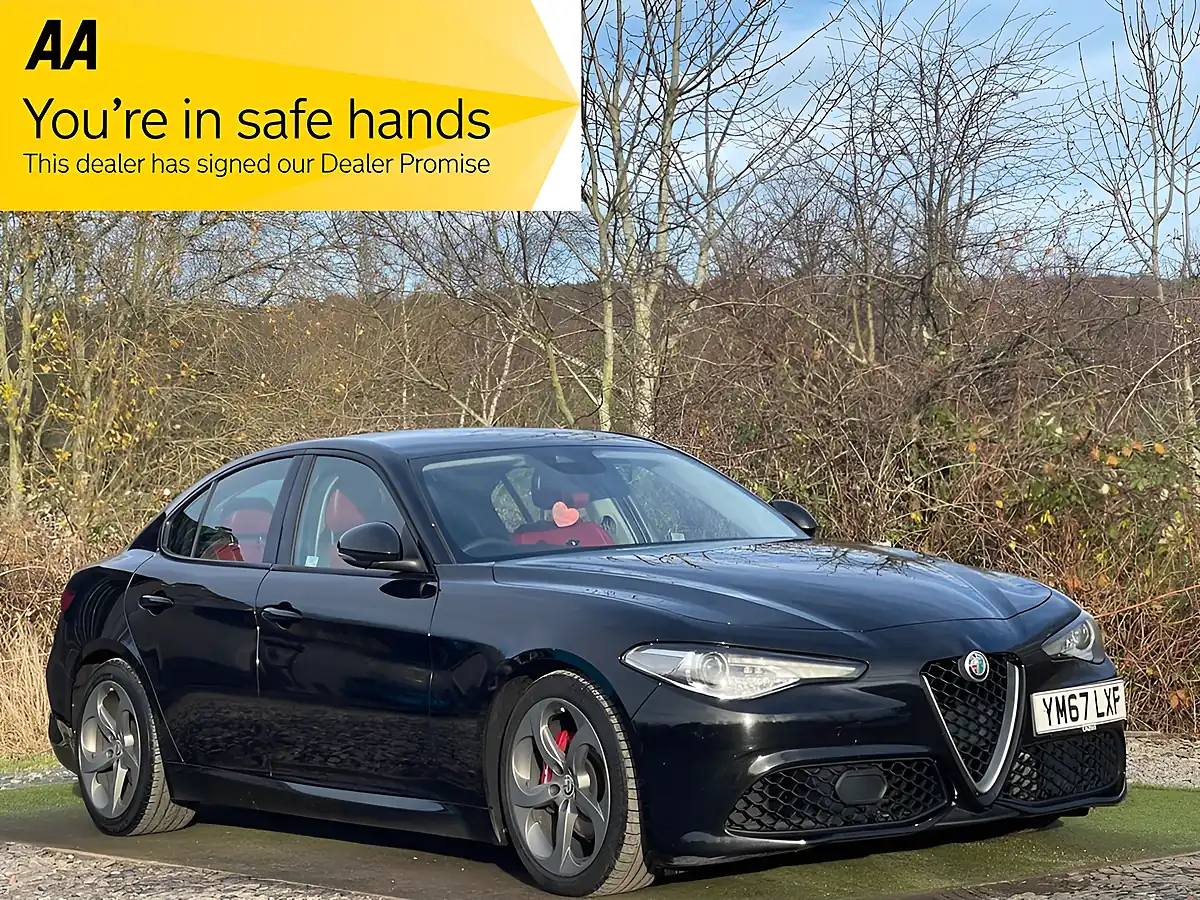 Used 2018 Alfa Romeo Giulia Speciale Black - Front View
