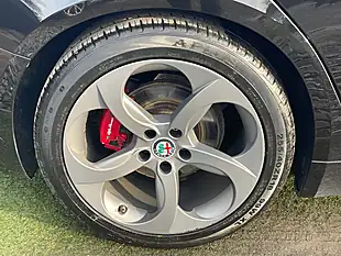 Used 2018 Alfa Romeo Giulia Speciale Black - Interior and Exterior details 12