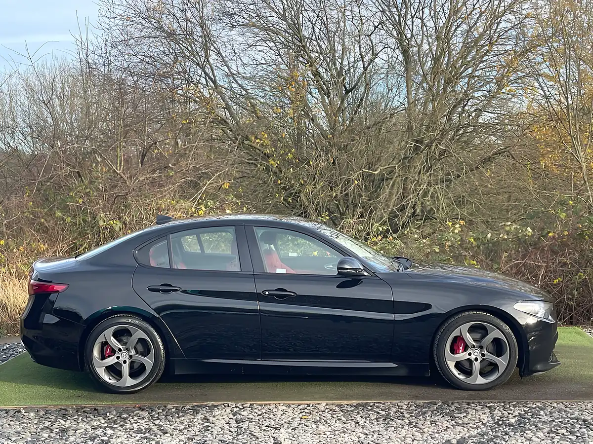 Used 2018 Alfa Romeo Giulia Speciale Black - Interior and Exterior details 2