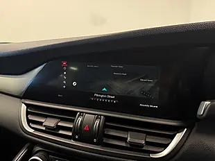 Used 2018 Alfa Romeo Giulia Speciale Grey - Interior and Exterior details 18