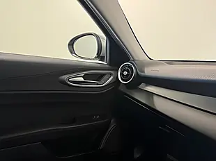 Used 2018 Alfa Romeo Giulia Speciale Grey - Interior and Exterior details 19