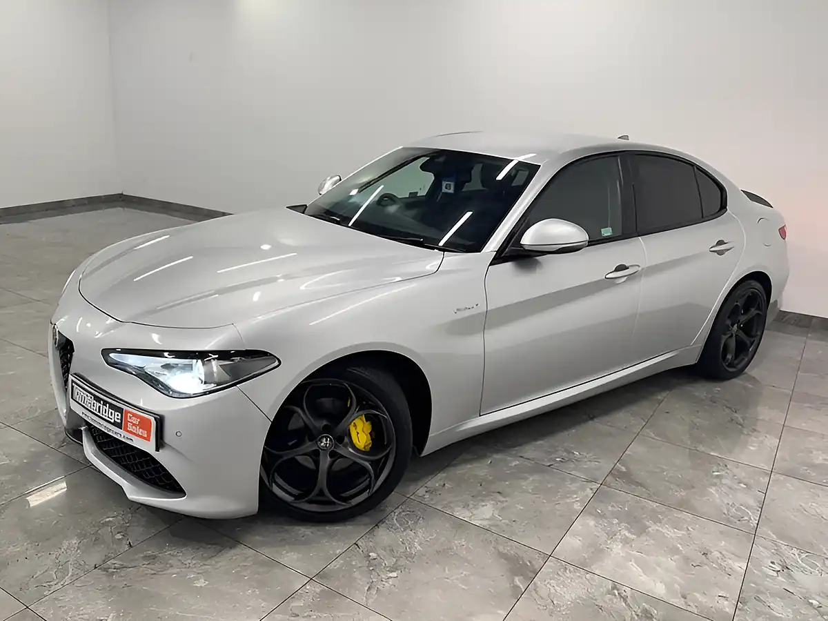Used 2018 Alfa Romeo Giulia Speciale Grey - Interior and Exterior details 4