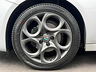 Used 2018 Alfa Romeo Giulietta Sport Grey - Interior and Exterior details 12