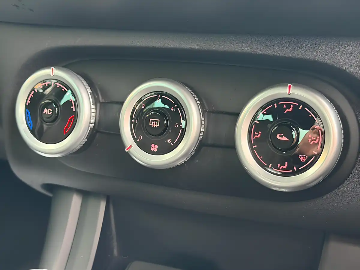 Used 2018 Alfa Romeo Giulietta Sport Grey - Interior and Exterior details 19