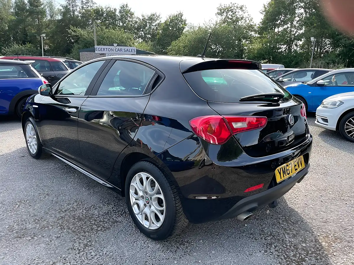 Used 2018 Alfa Romeo Giulietta Tecnica Etna Black - Interior and Exterior details 20