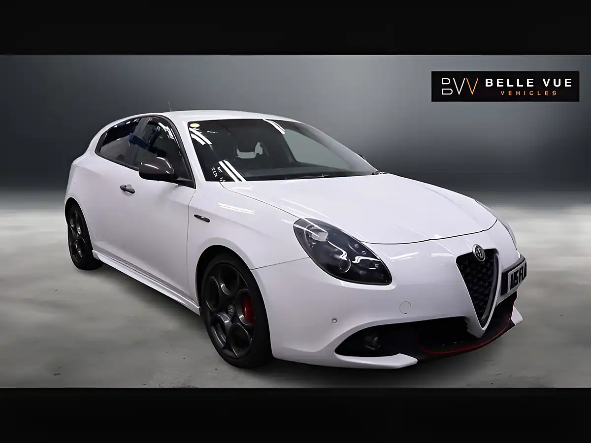 Used 2018 Alfa Romeo Giulietta Veloce Alfa White - Front View