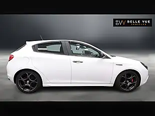 Used 2018 Alfa Romeo Giulietta Veloce Alfa White - Interior and Exterior details 2