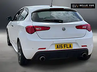 Used 2018 Alfa Romeo Giulietta Veloce Alfa White - Interior and Exterior details 10