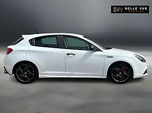 Used 2018 Alfa Romeo Giulietta Veloce Alfa White - Interior and Exterior details 4