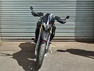 Used 2018 Aprilia Dorsoduro Silver - Interior and Exterior details 3