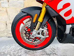 Used 2018 Aprilia Tuono 1100 V4 Factory Silver - Interior and Exterior details 14