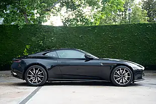 Used 2018 Aston Martin DB11 Onyx Black - Interior and Exterior details 6