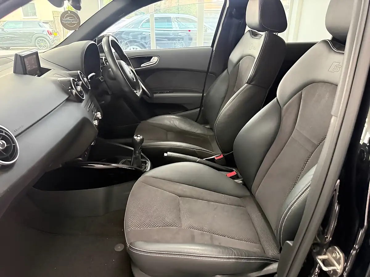 Used 2018 Audi A1 Black Edition Black - Interior and Exterior details 13