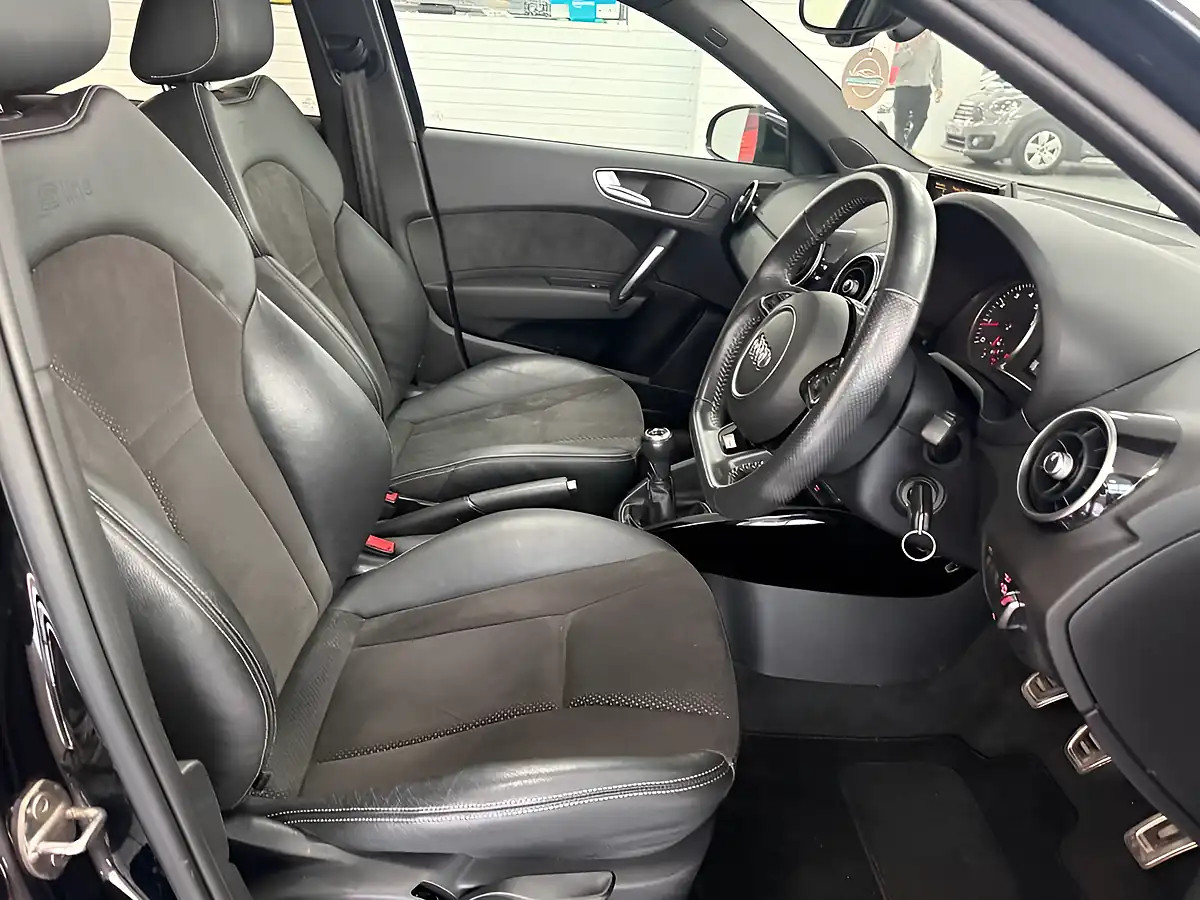 Used 2018 Audi A1 Black Edition Black - Interior and Exterior details 20