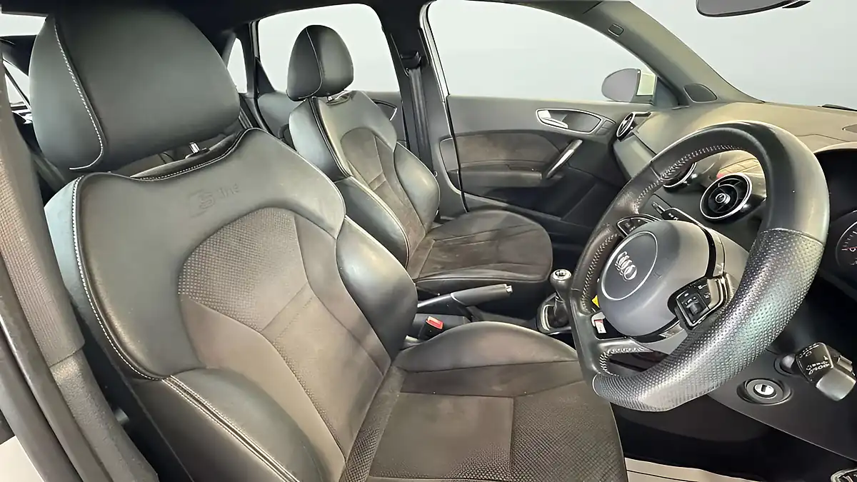 Used 2018 Audi A1 Black Edition White - Interior and Exterior details 18