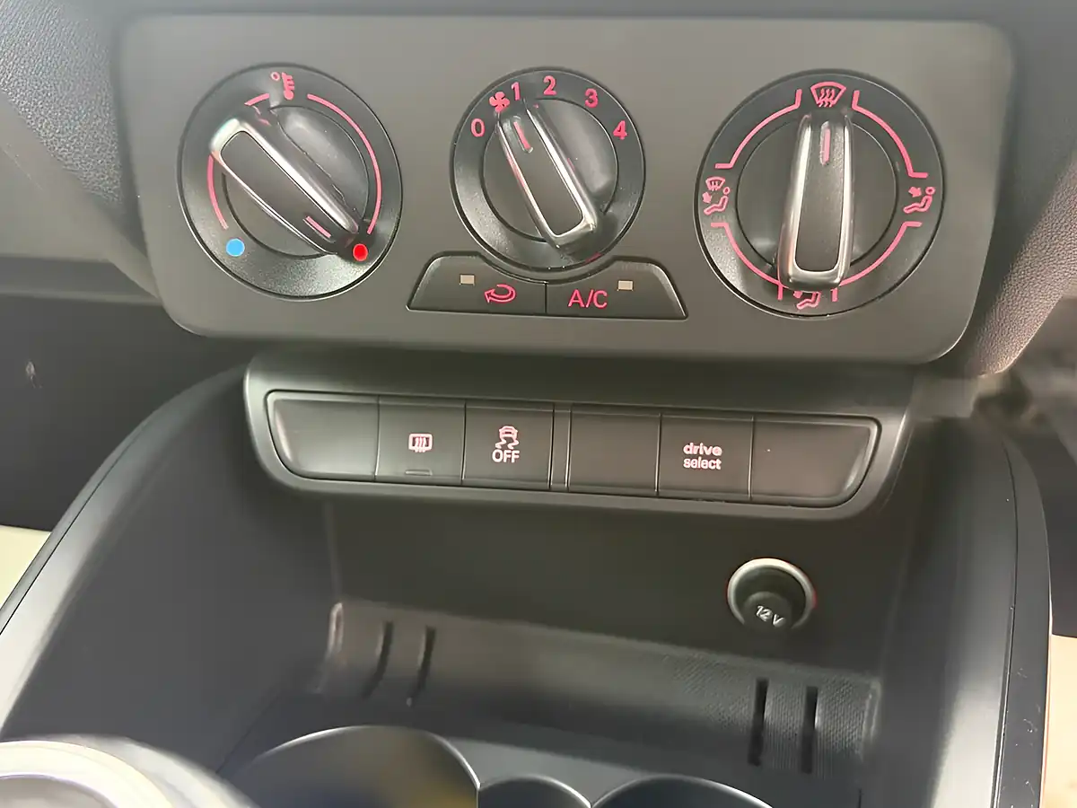 Used 2018 Audi A1 S Line White - Interior and Exterior details 14