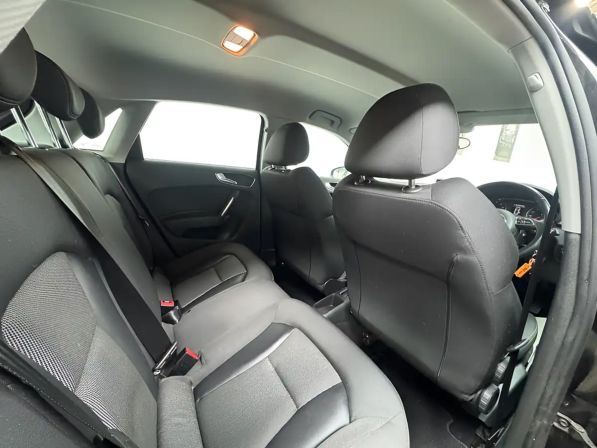 Used 2018 Audi A1 Sport Black - Interior and Exterior details 9
