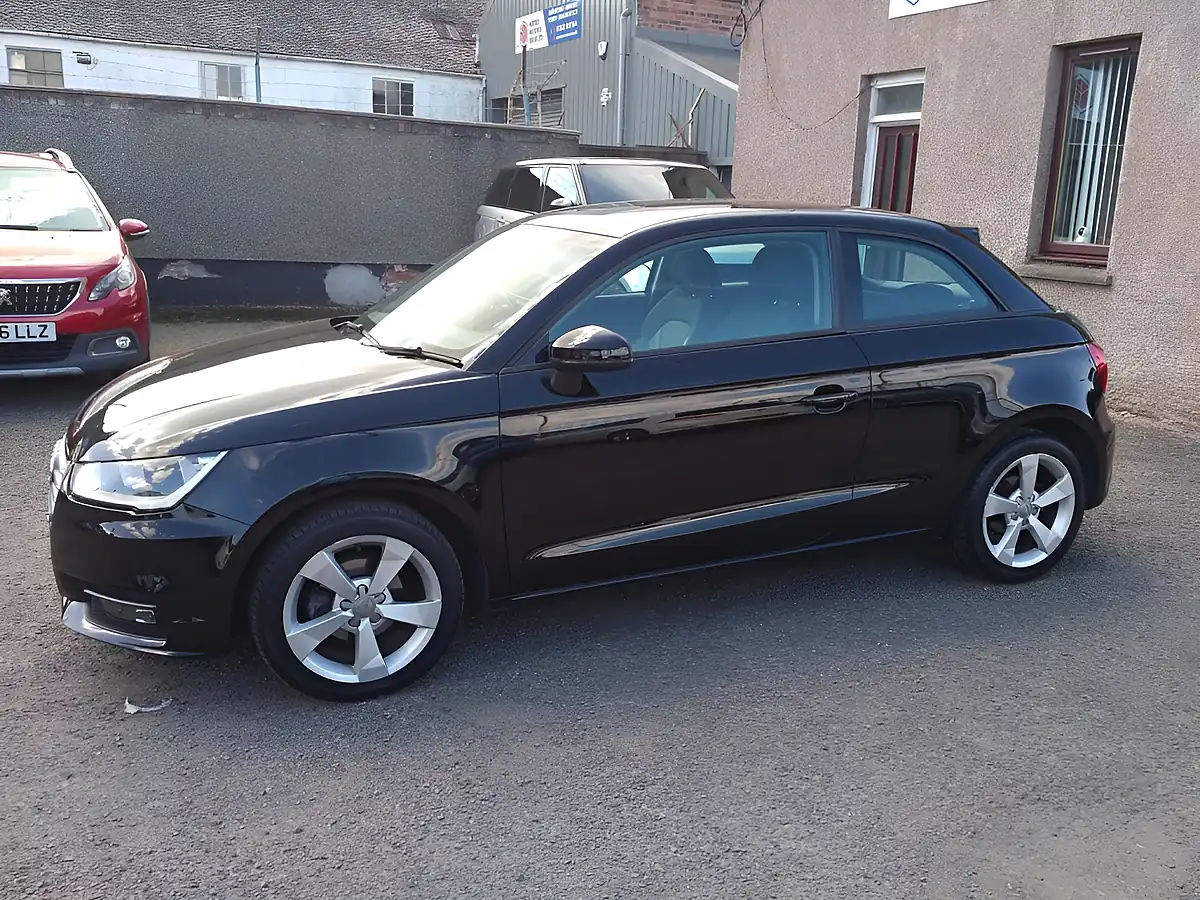 Used 2018 Audi A1 Sport Black - Interior and Exterior details 2
