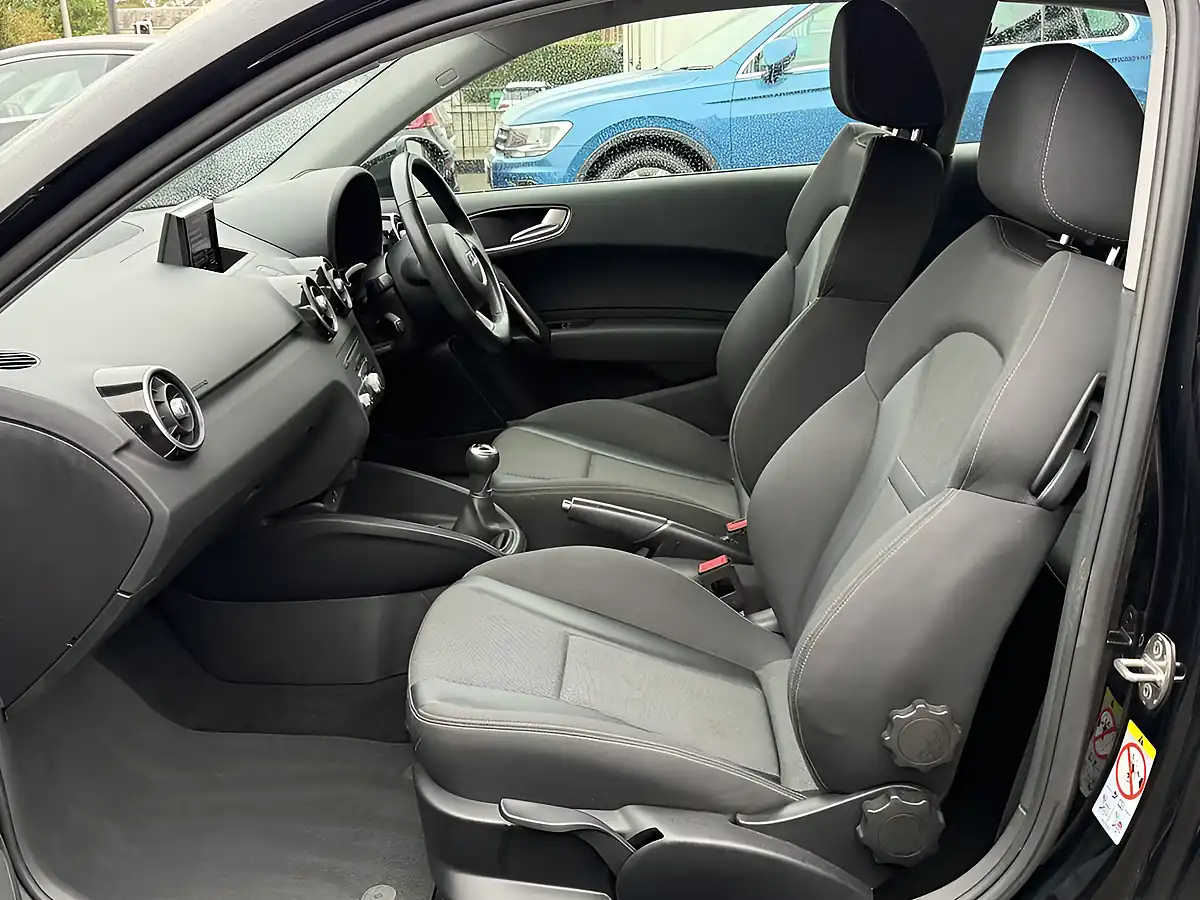 Used 2018 Audi A1 Sport Black - Interior and Exterior details 14