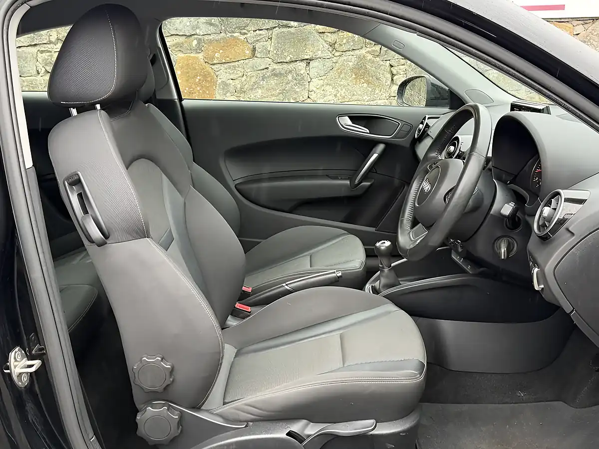 Used 2018 Audi A1 Sport Black - Interior and Exterior details 5