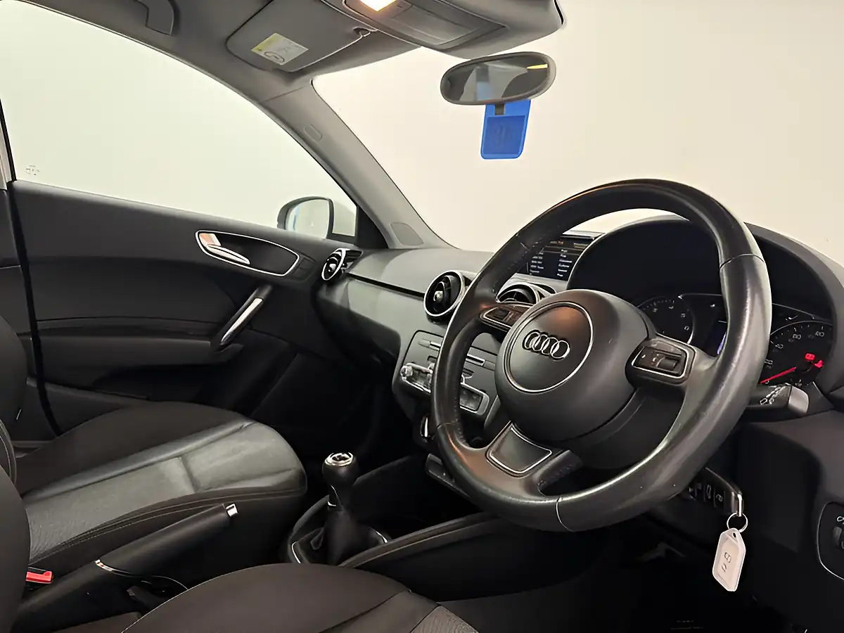 Used 2018 Audi A1 Sport White - Interior and Exterior details 11