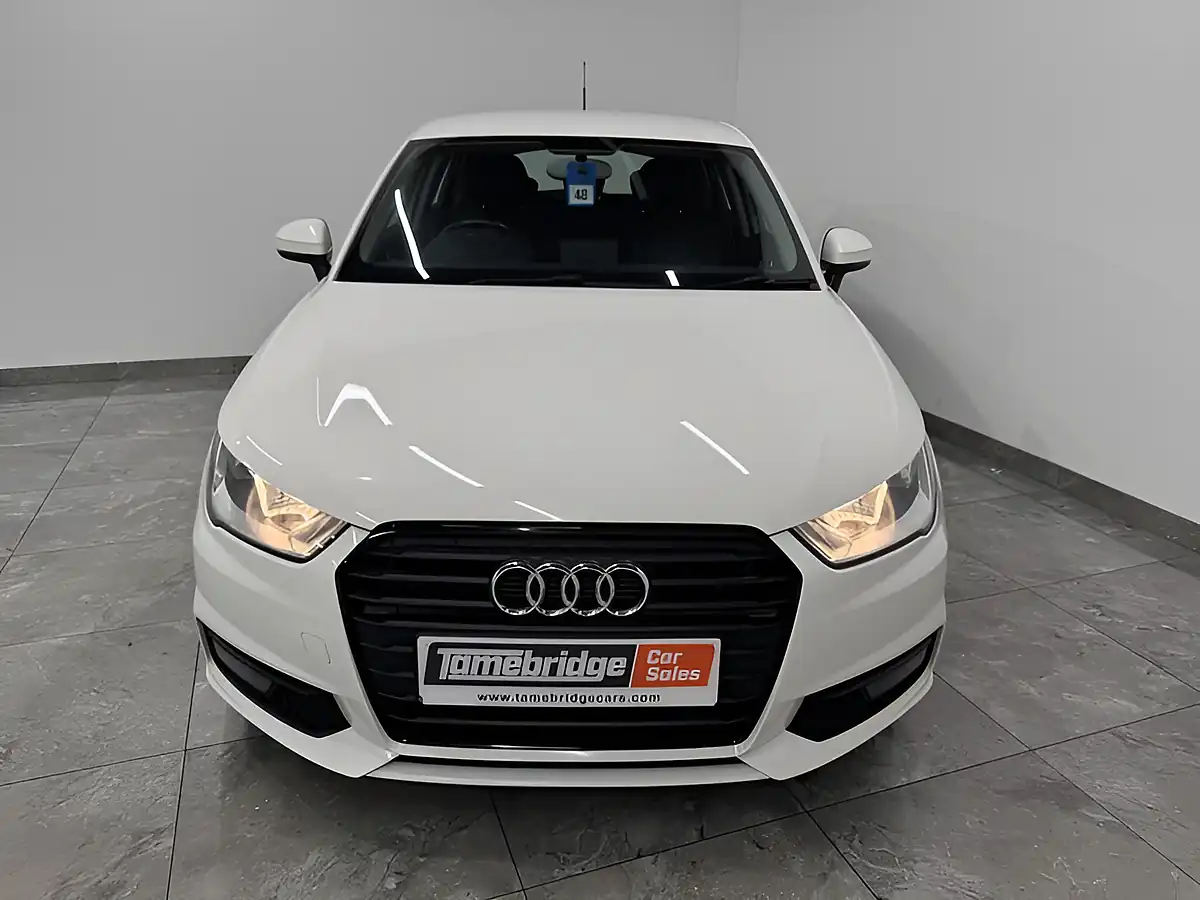 Used 2018 Audi A1 Sport White - Interior and Exterior details 3