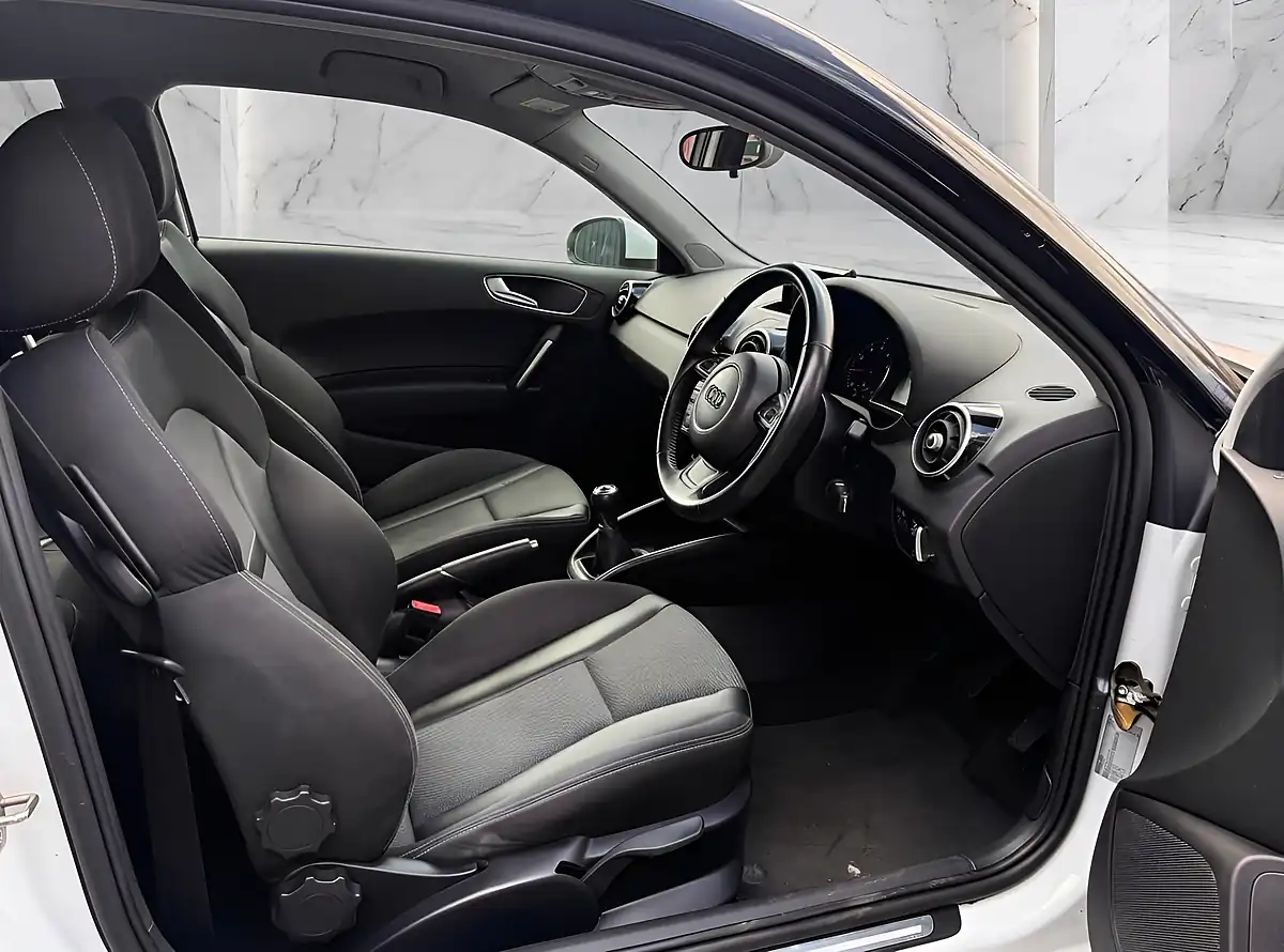 Used 2018 Audi A1 Sport White - Interior and Exterior details 10