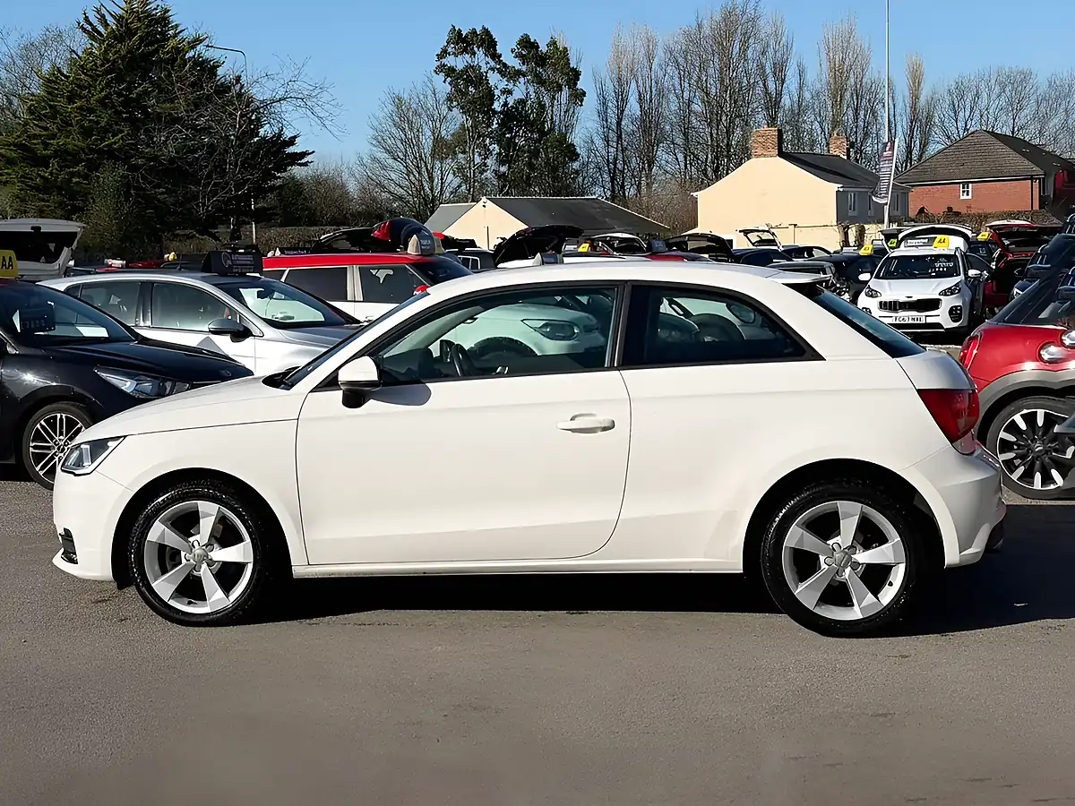 Used 2018 Audi A1 Sport White - Interior and Exterior details 12
