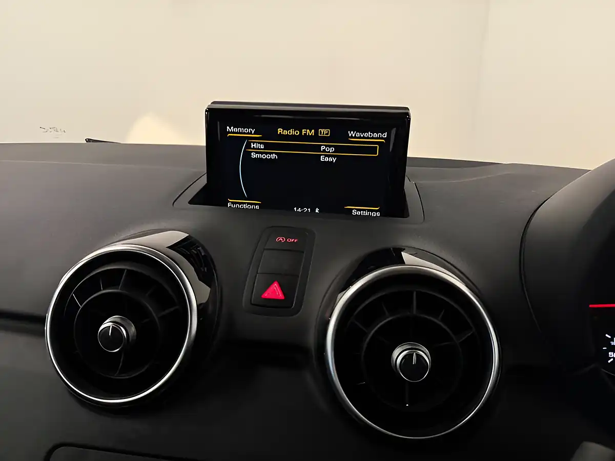 Used 2018 Audi A1 Sport White - Interior and Exterior details 18