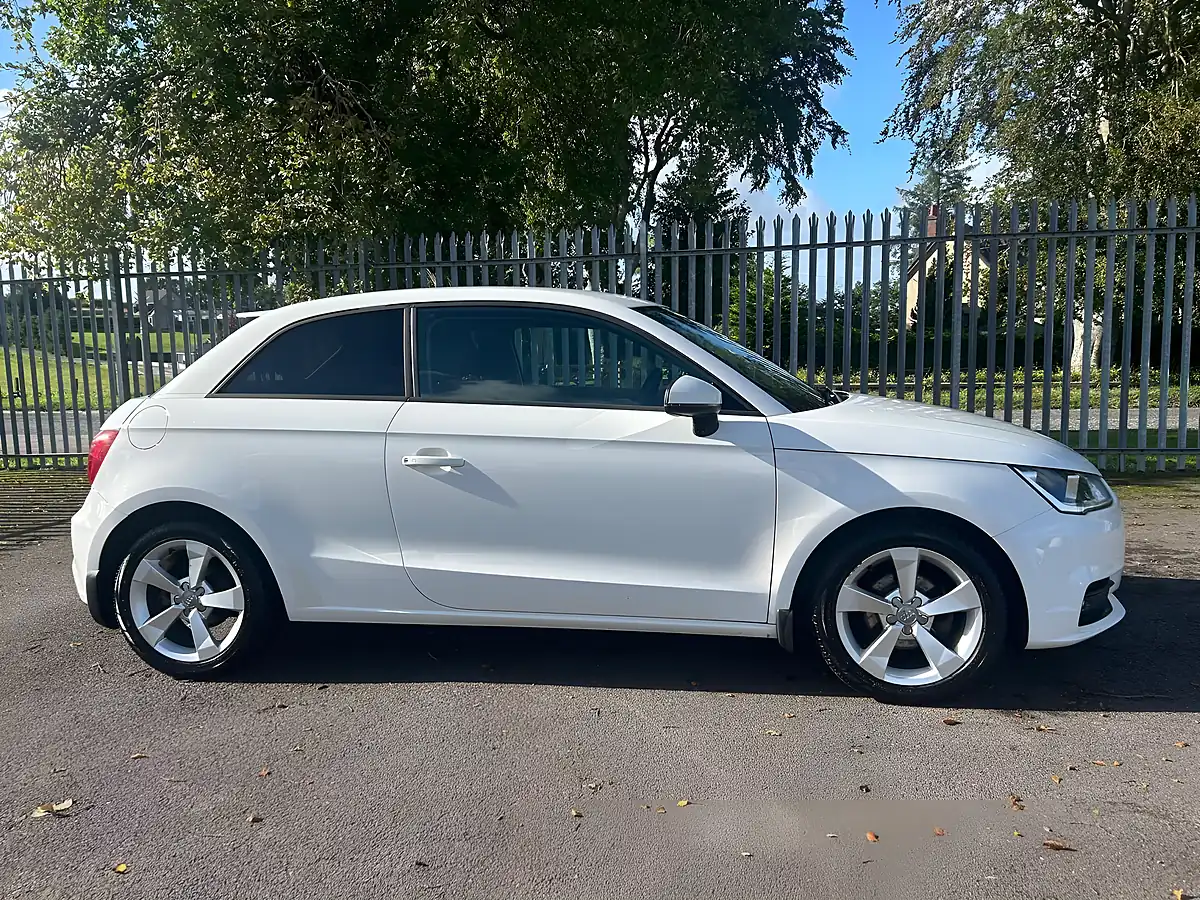 Used 2018 Audi A1 Sport White - Interior and Exterior details 3