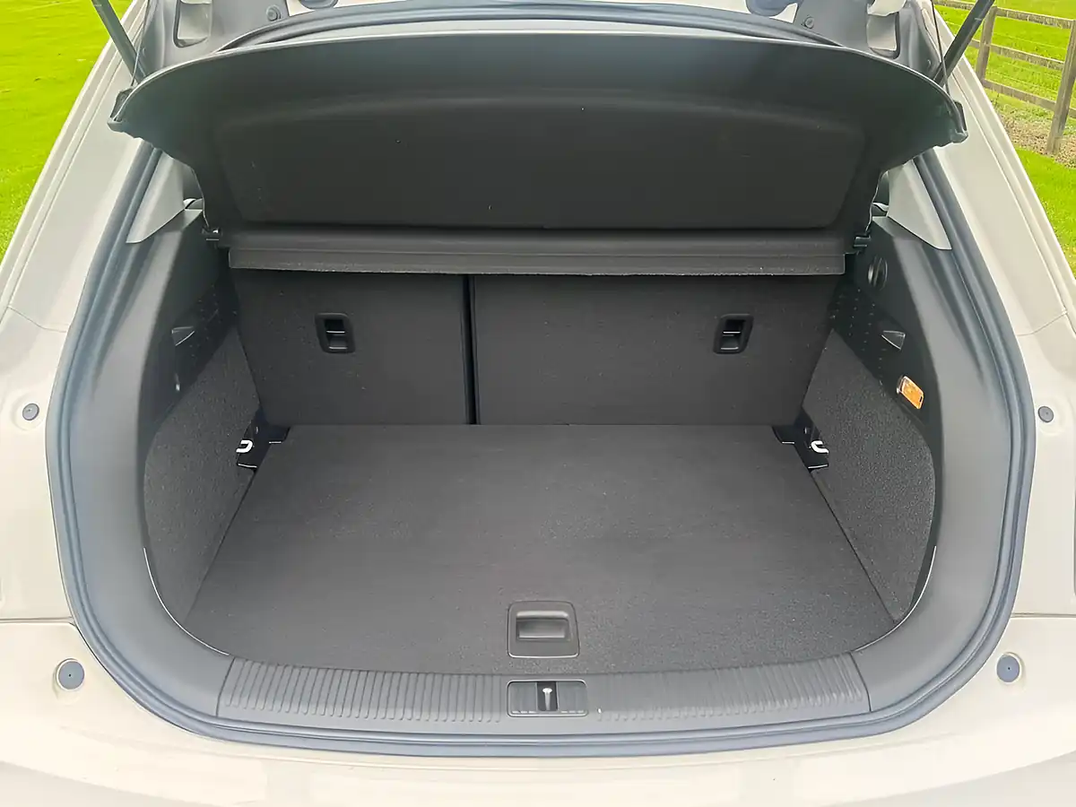 Used 2018 Audi A1 Sport White - Interior and Exterior details 19