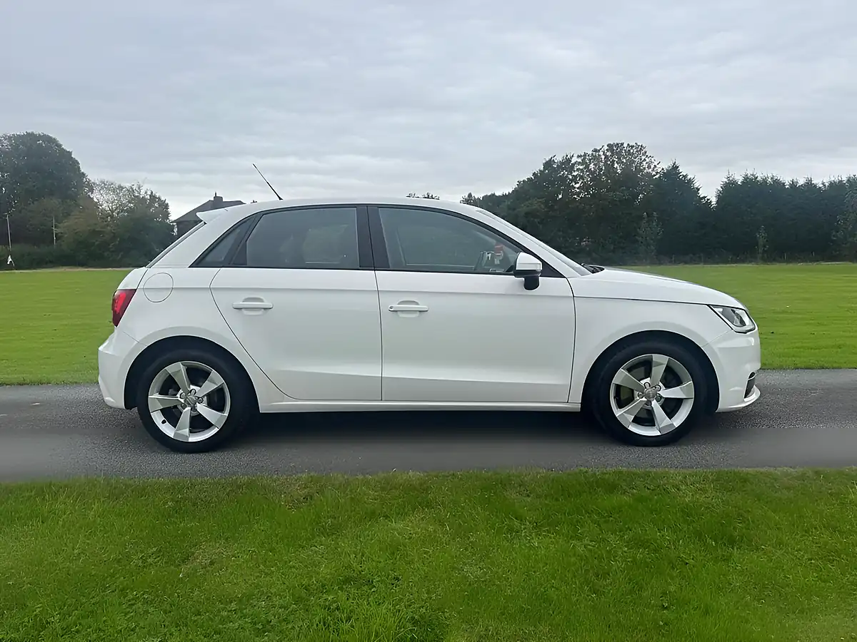 Used 2018 Audi A1 Sport White - Interior and Exterior details 3