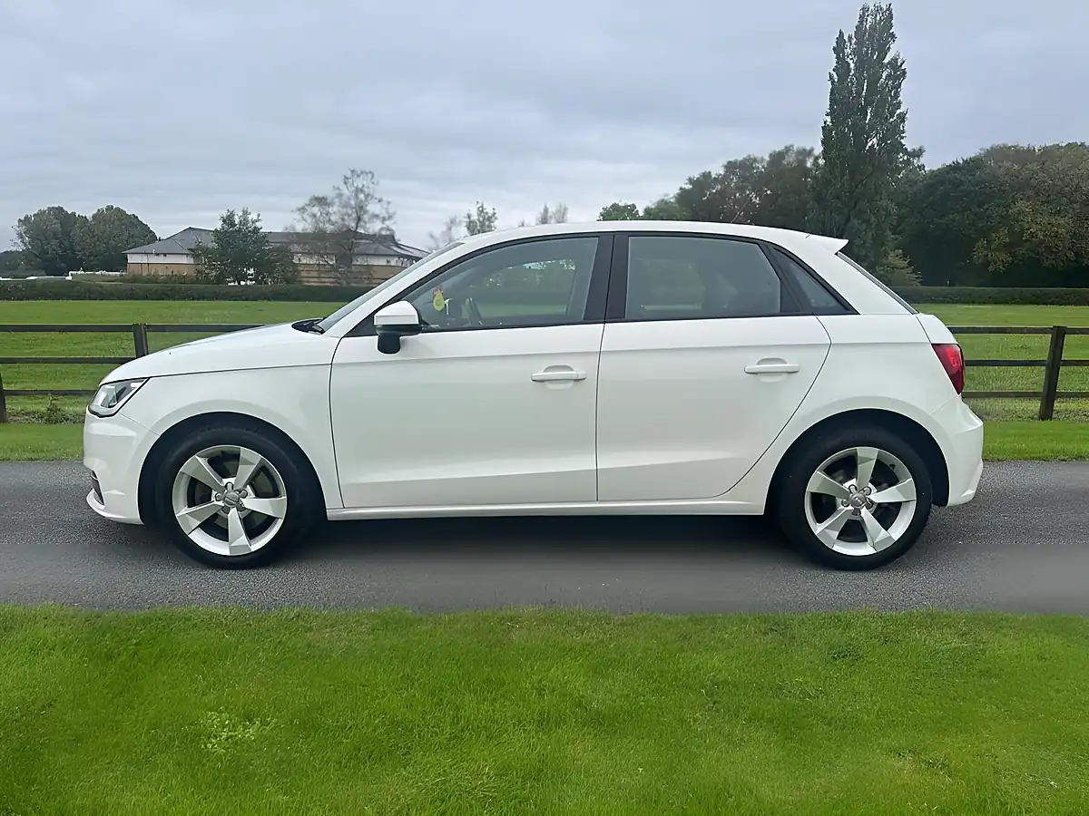 Used 2018 Audi A1 Sport White - Interior and Exterior details 7