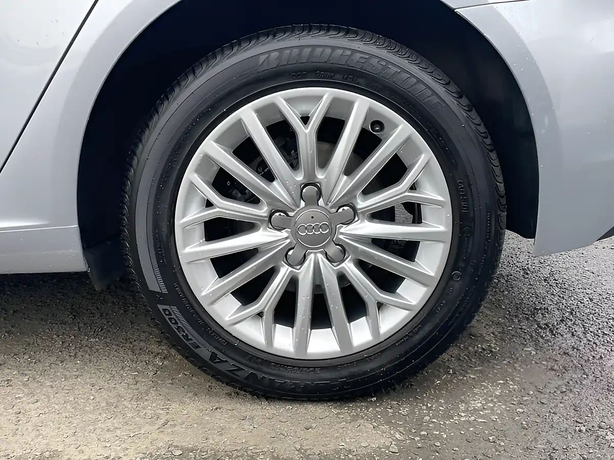 Used 2018 Audi A3 Se Technik Silver - Interior and Exterior details 5