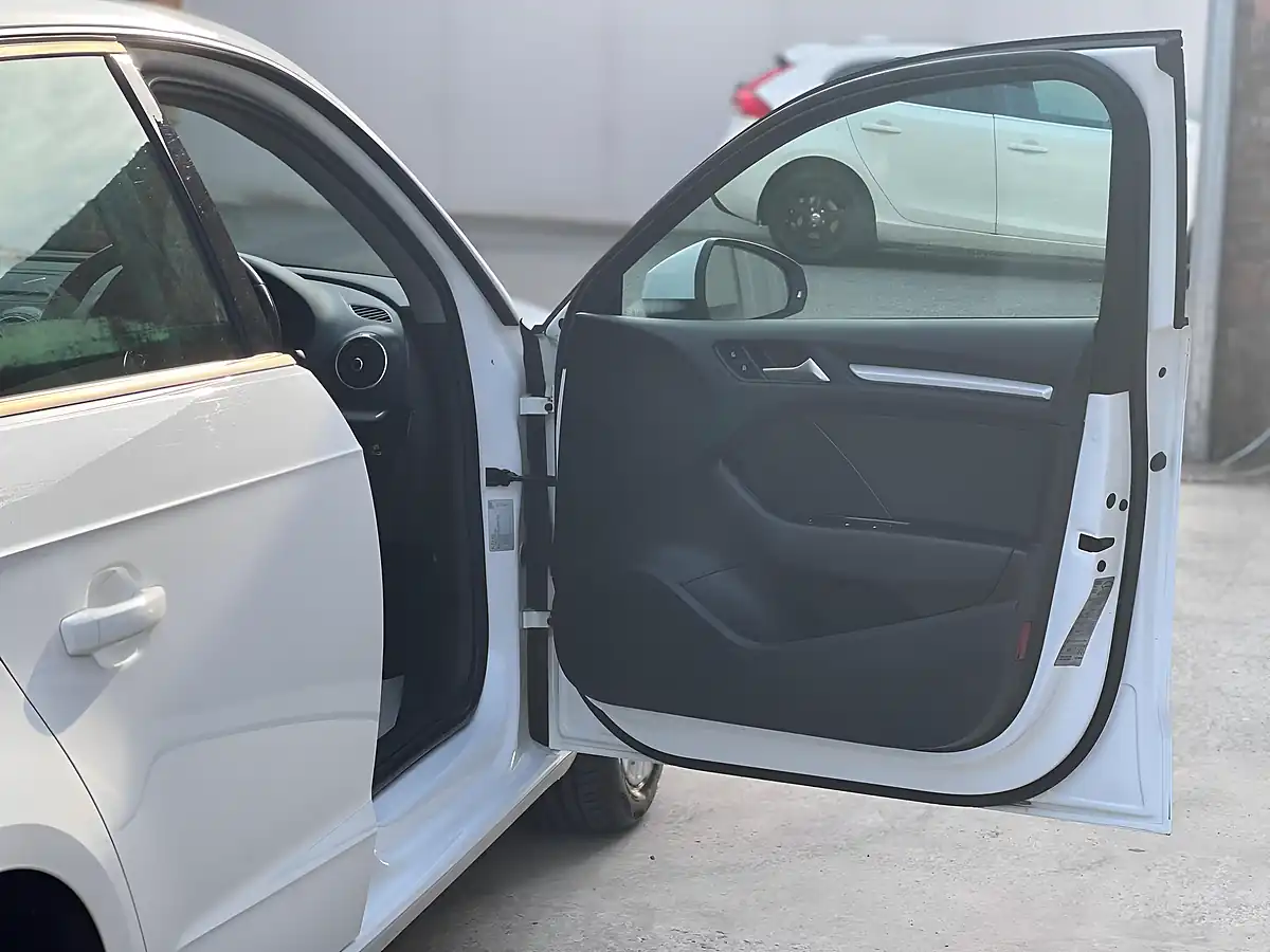Used 2018 Audi A3 Se Technik White - Interior and Exterior details 13