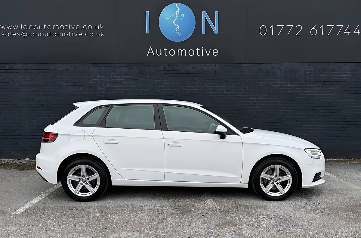 Used 2018 Audi A3 Se Technik White - Interior and Exterior details 3