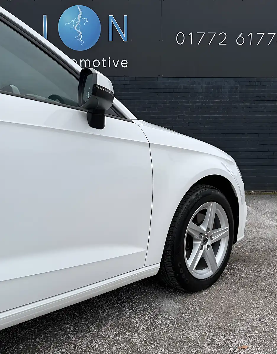 Used 2018 Audi A3 Se Technik White - Interior and Exterior details 9