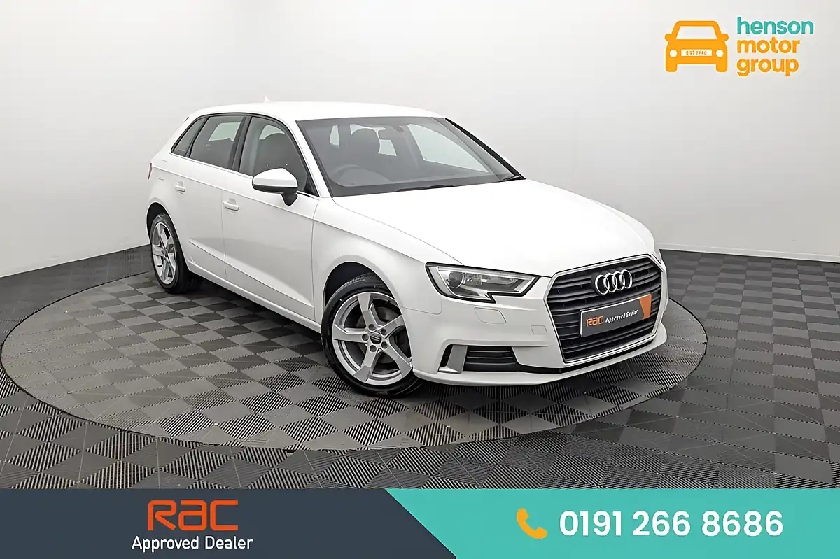 Used 2018 Audi A3 Sport White - Front View