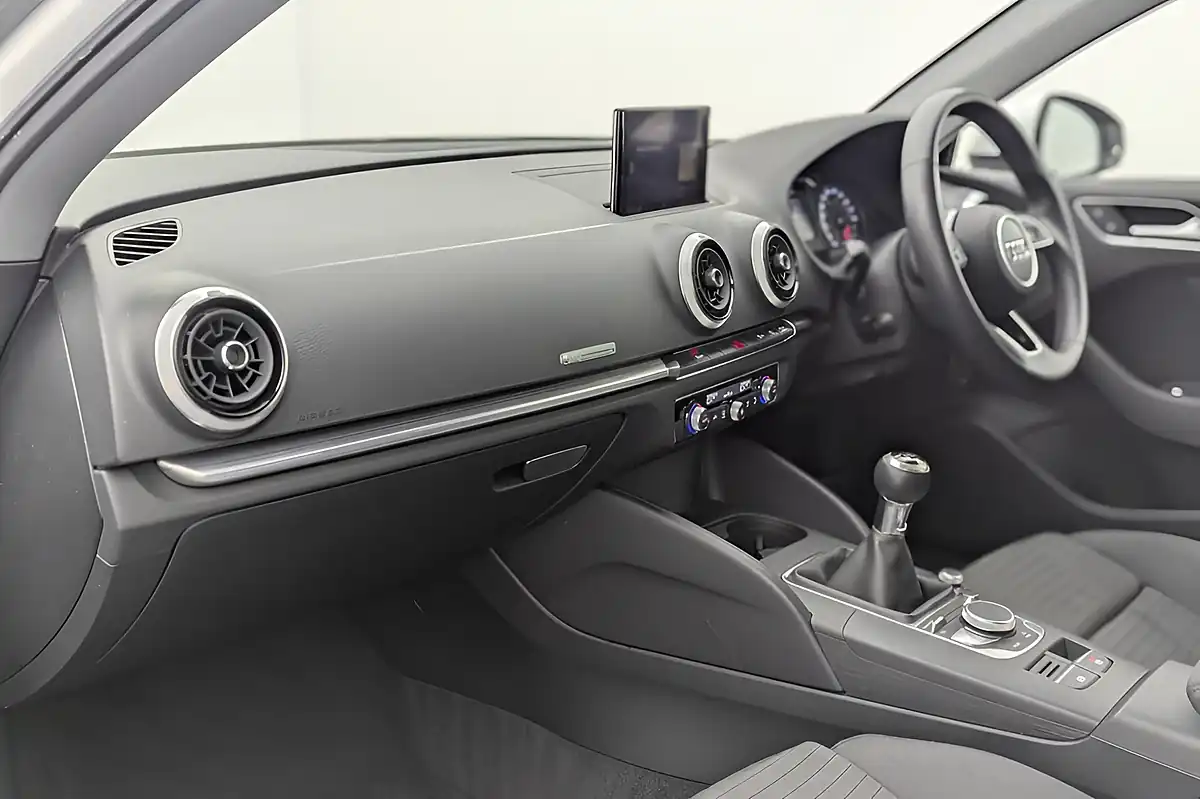 Used 2018 Audi A3 Sport White - Interior and Exterior details 20