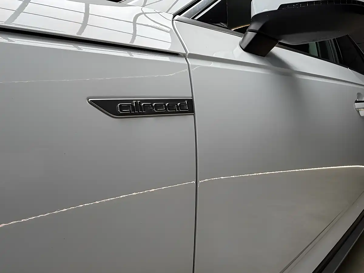 Used 2018 Audi A4 Allroad Sport White - Interior and Exterior details 13