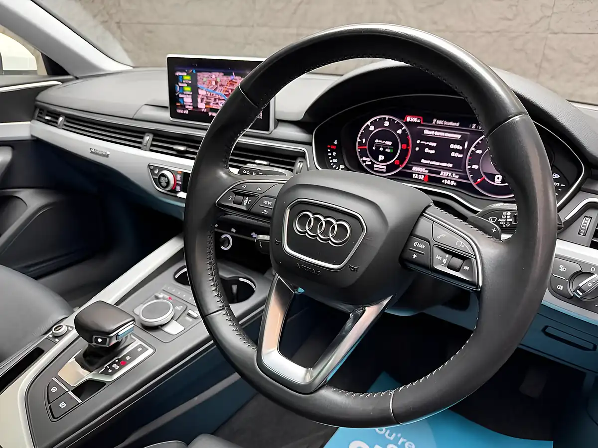 Used 2018 Audi A4 Allroad Sport White - Interior and Exterior details 16