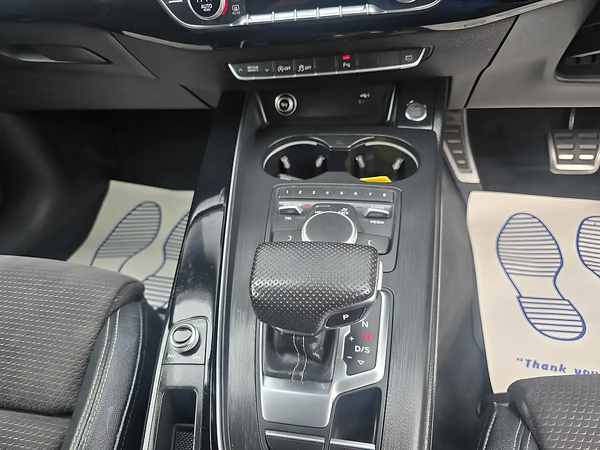 Used 2018 Audi A4 Avant Black Edition Black - Interior and Exterior details 13