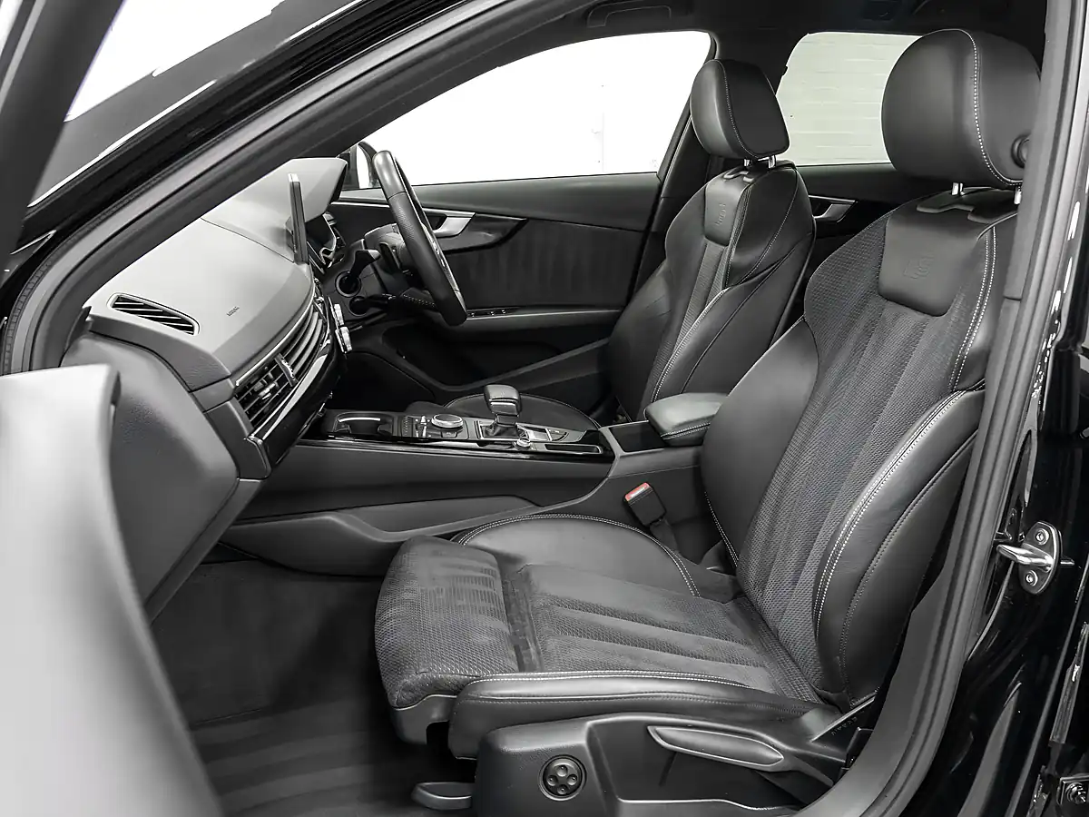 Used 2018 Audi A4 Avant Black Edition Black - Interior and Exterior details 14