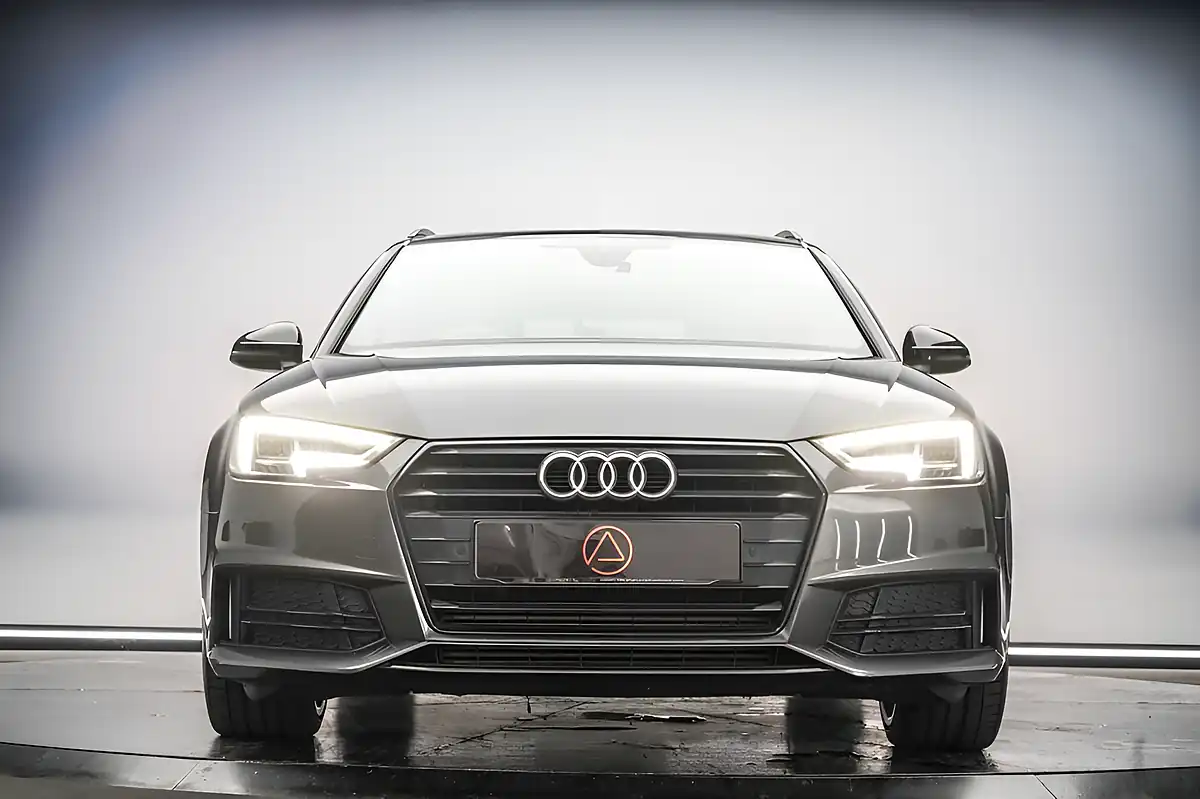 Used 2018 Audi A4 Avant Black Edition Grey - Interior and Exterior details 9