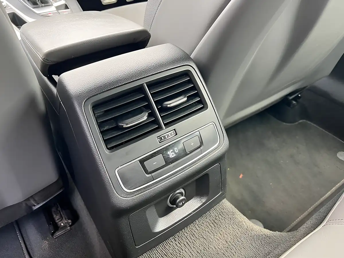 Used 2018 Audi A4 Avant S Line Black - Interior and Exterior details 16